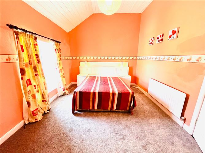 Photo 21 of 30 — 47 O' Connell Road, Tipperary Town, Co. Tipperary