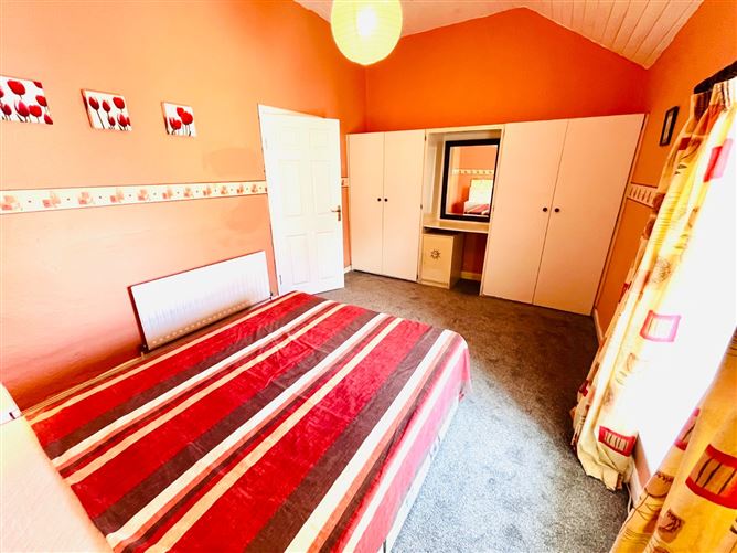 Photo 23 of 30 — 47 O' Connell Road, Tipperary Town, Co. Tipperary