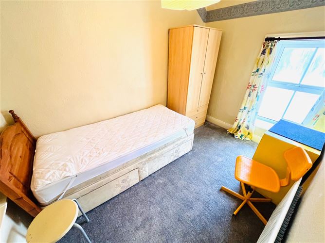 Photo 24 of 30 — 47 O' Connell Road, Tipperary Town, Co. Tipperary