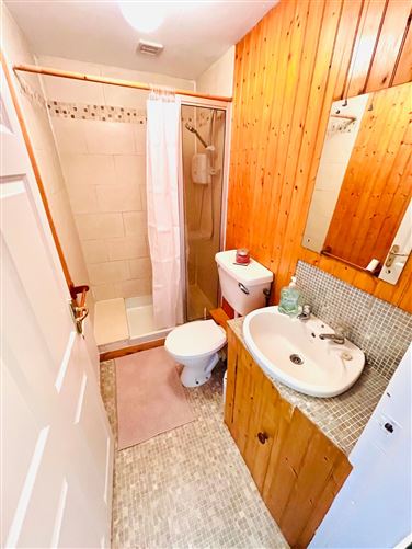 Photo 26 of 30 — 47 O' Connell Road, Tipperary Town, Co. Tipperary