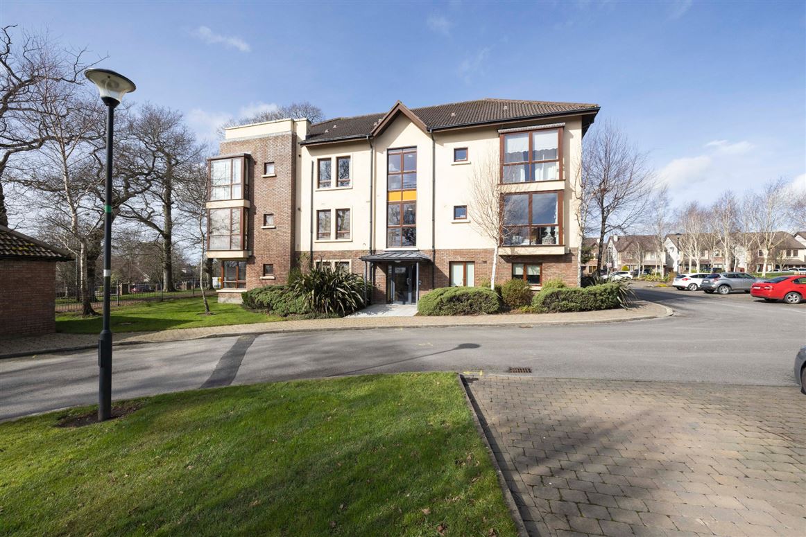 65 Steeplechase Hill, Ratoath, Co. Meath Sherry FitzGerald Sherry