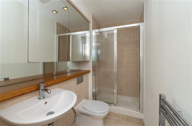 23 The Fastnet, Lancaster Gate, Lancaster Quay, Cork