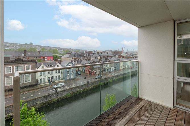 23 The Fastnet, Lancaster Gate, Lancaster Quay, Cork