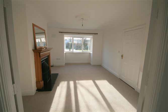 7 Poppyfields Drive, Broomfield Village, Midleton, East Cork