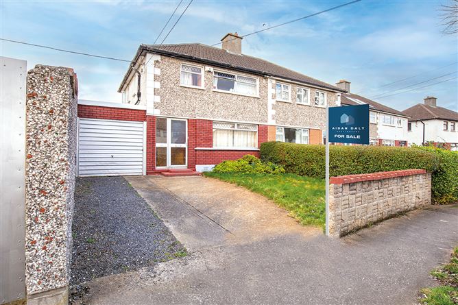63, Shanowen Park, Santry, Dublin 9