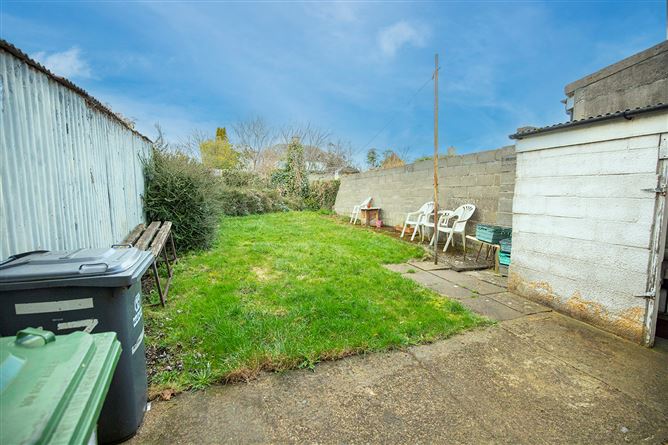 63, Shanowen Park, Santry, Dublin 9