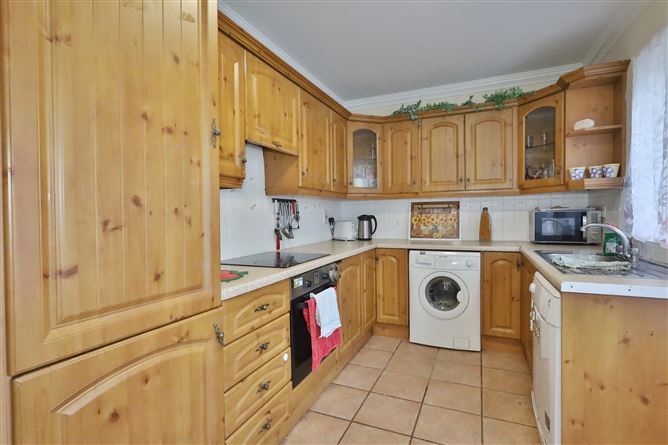 7 Skein Abbey, Kilmessan, Meath