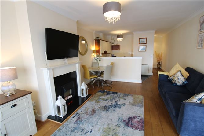 24 Manor Place, Ongar,   Dublin 15