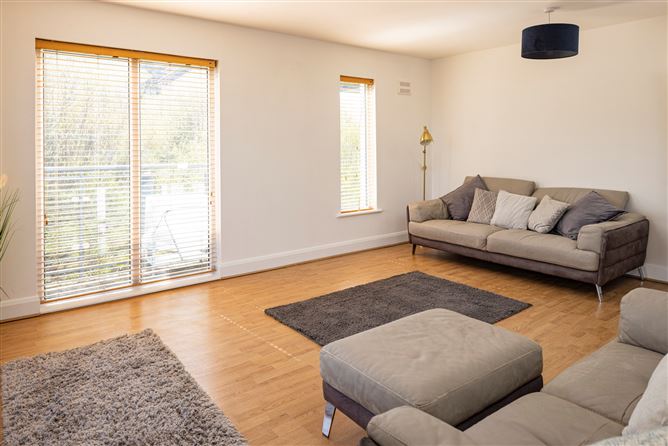 98 Cedar Square, Ridgewood, Swords, County Dublin