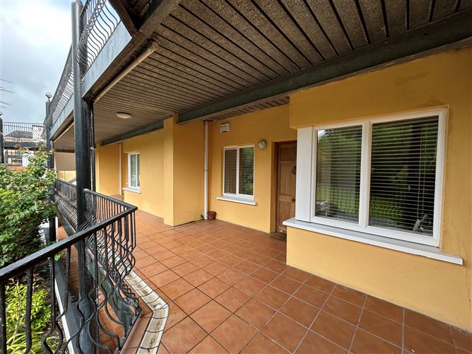 Apt 10D Harbour Village, Killaloe, Clare