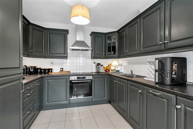 Photo 10 of 26 — 24 Old Chapel Grove, Caragh, Naas, Kildare