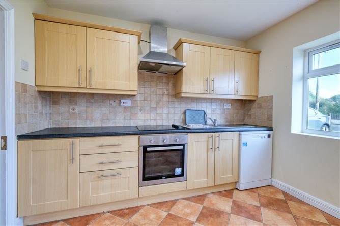 1 Legion Terrace, Park Road, Longford
