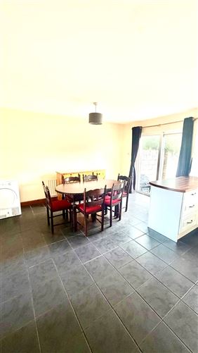 129 Manor Village, Westport Road, Castlebar, Co. Mayo