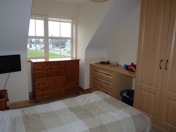 27 Greenhills, Ballinameen, Roscommon, Roscommon