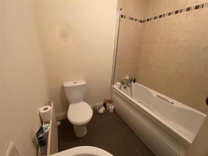 3 Cois Na Habháinn, Mullinahone, Thurles, Tipperary