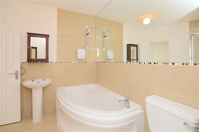 85A Howth Road, Clontarf,   Dublin 3
