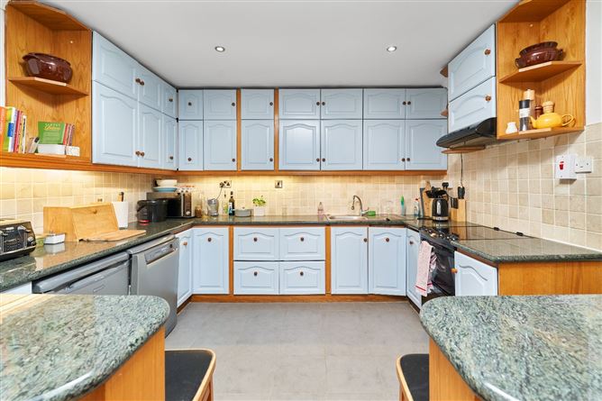 76 Saint Laurence Road, Chapelizod, Dublin 20