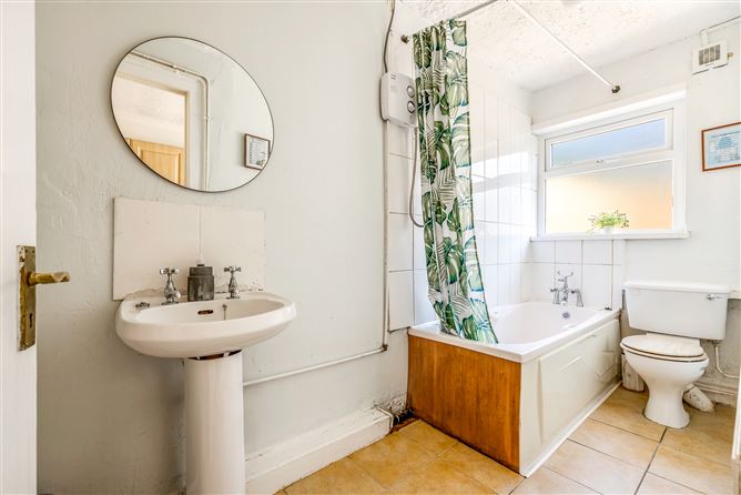 60 SEAVIEW AVENUE, East Wall, Dublin 3
