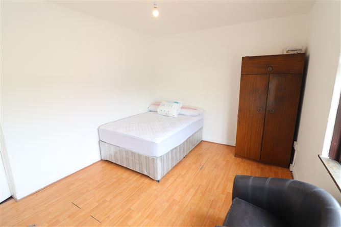 Photo 13 of 21 — 8 Ballyclough Avenue, Ballinacurra Weston, City Centre (Limerick), Limerick City