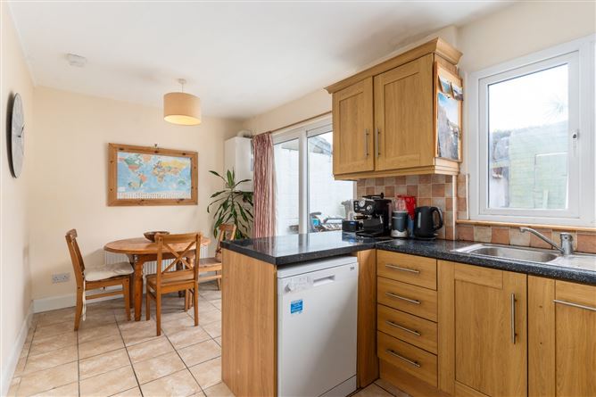 32 Hillview Estate, Dundrum