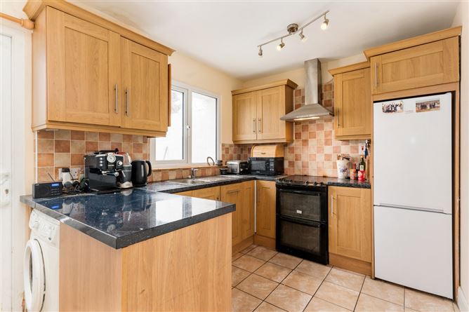 32 Hillview Estate, Dundrum