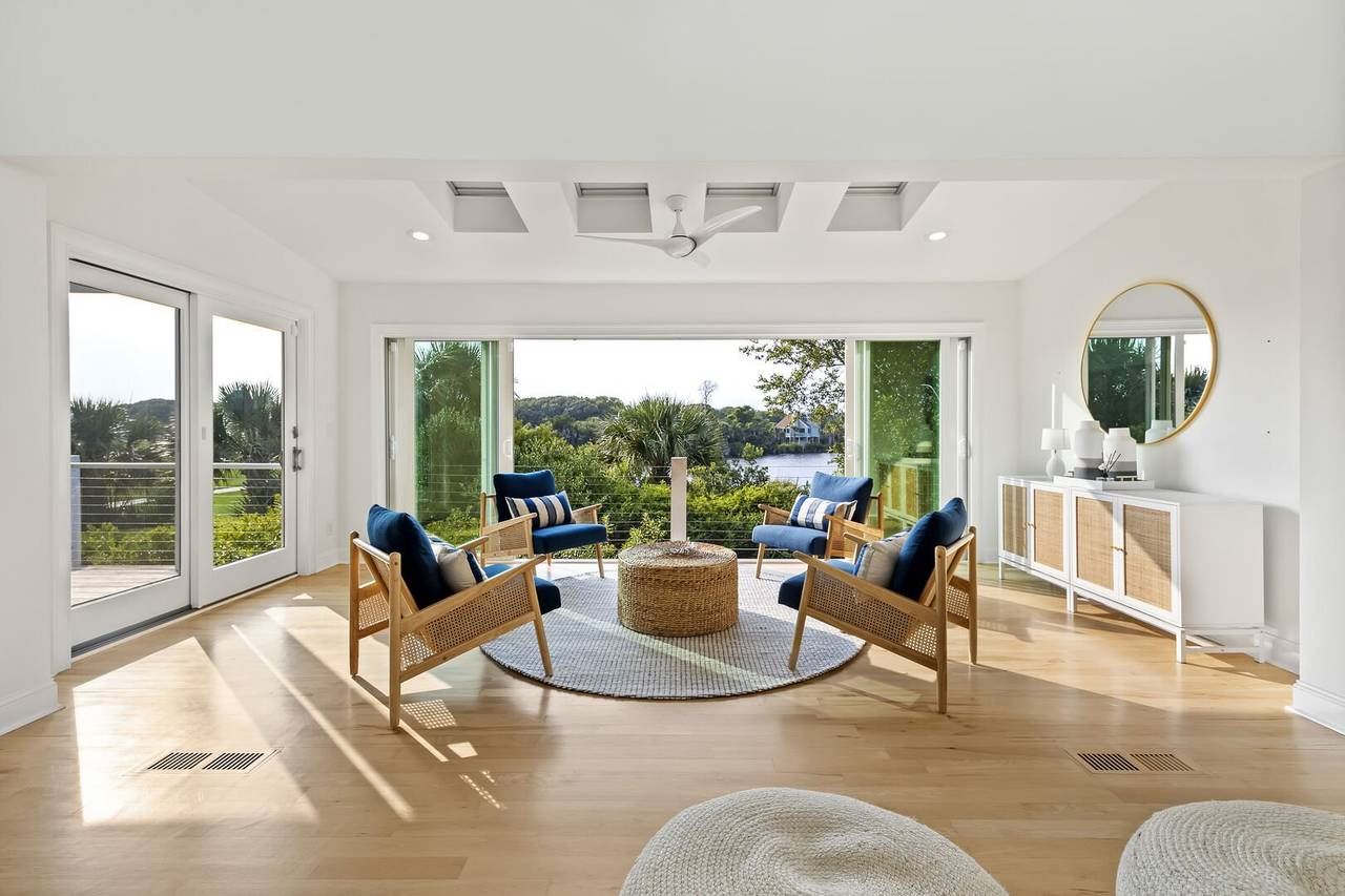 Coastal Peace,Johns Island,South Carolina,USA