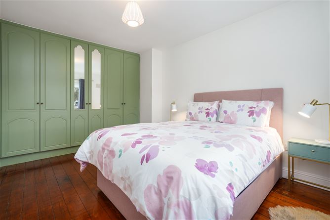 18 Maple Grove, Rathcoole, Co. Dublin