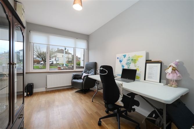 18 Maple Grove, Rathcoole, Co. Dublin