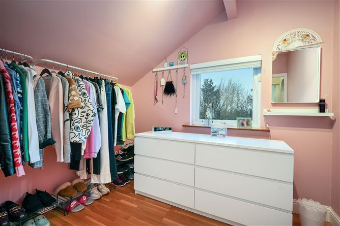 18 Maple Grove, Rathcoole, Co. Dublin