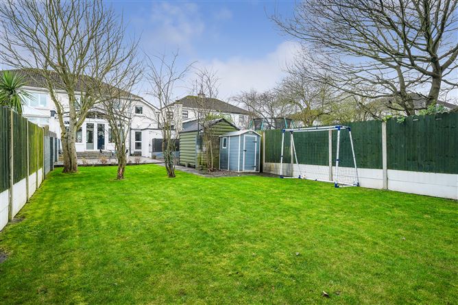 18 Maple Grove, Rathcoole, Co. Dublin