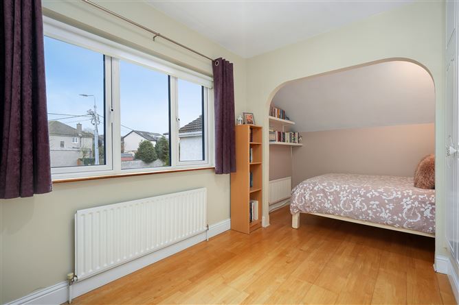 18 Maple Grove, Rathcoole, Co. Dublin