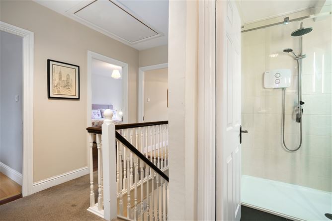 18 Maple Grove, Rathcoole, Co. Dublin