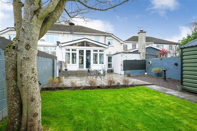 18 Maple Grove, Rathcoole, Co. Dublin