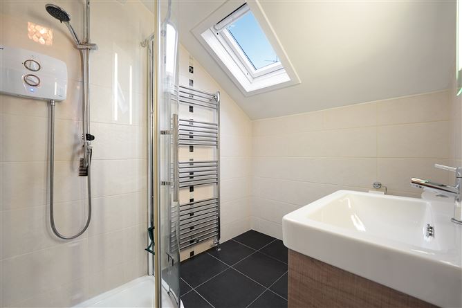 18 Maple Grove, Rathcoole, Co. Dublin