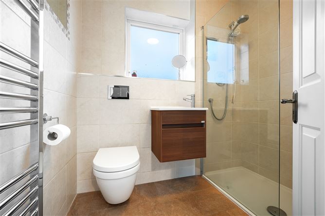 18 Maple Grove, Rathcoole, Co. Dublin