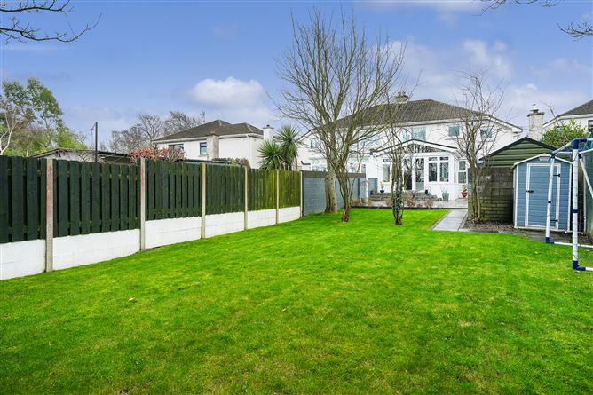 18 Maple Grove, Rathcoole, Co. Dublin