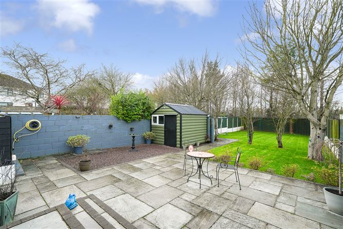 18 Maple Grove, Rathcoole, Co. Dublin