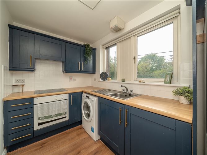72 Saint John's Well Way, Kilmainham, Dublin 8, Co. Dublin