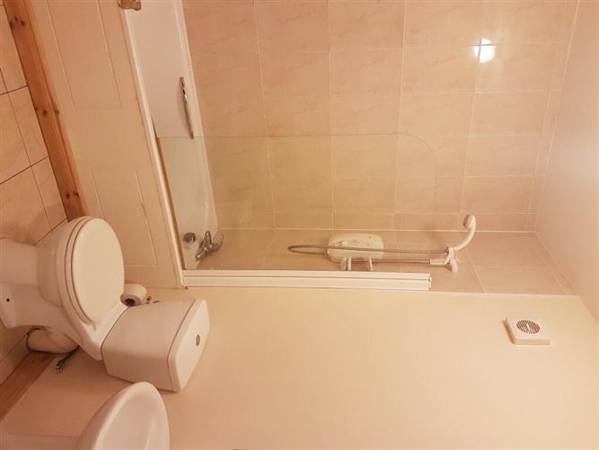 12 The Stationhouse, Weir View, Kilkenny Town, County Kilkenny