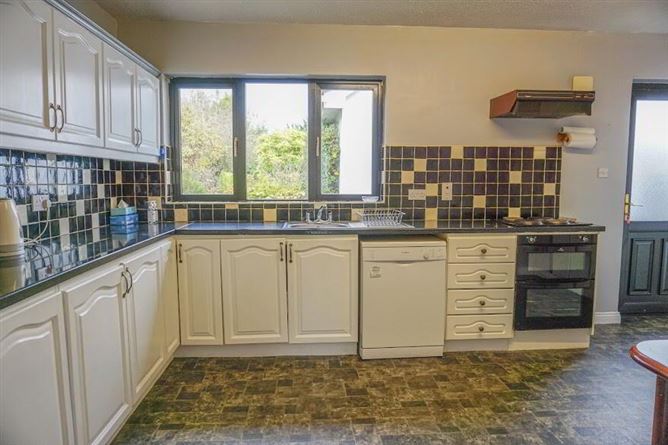 6 Brooklawn, Ballyfoyle Road, Kilkenny