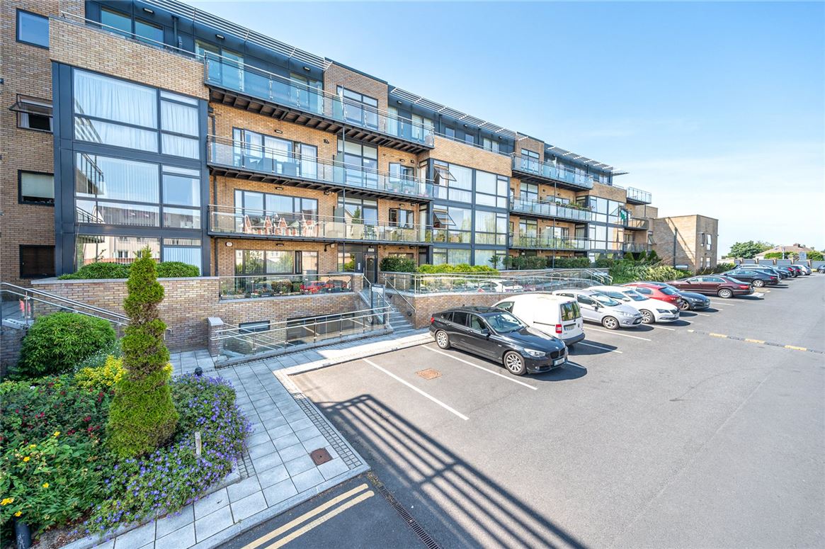 24 Hazelbrook, Kilmacud Road Upper, Dundrum, Dublin 14