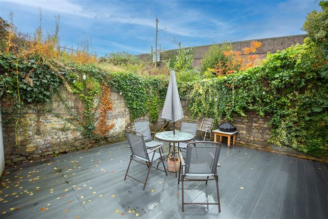 25,Bessborough Avenue, North Strand, Dublin 3