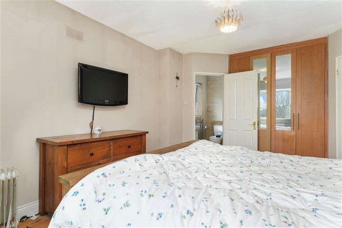 7 Parklands View, Ballycullen, Dublin 24