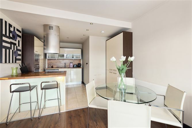 Photo 4 of 10 — 407 Beacon One, Beacon Court, Dublin 18
