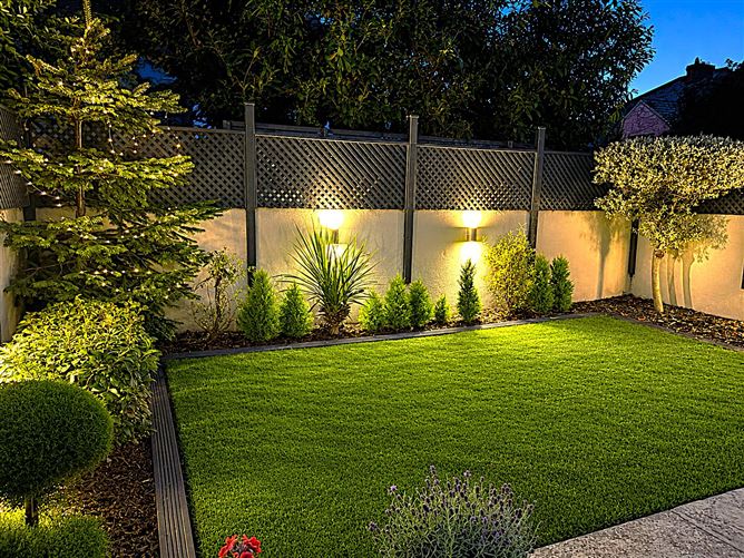 https://photos-a.propertyimages.ie/media/8/4/0/5010048/f04ea253-5971-4090-99fe-ad5bff7e6024_l.jpg
