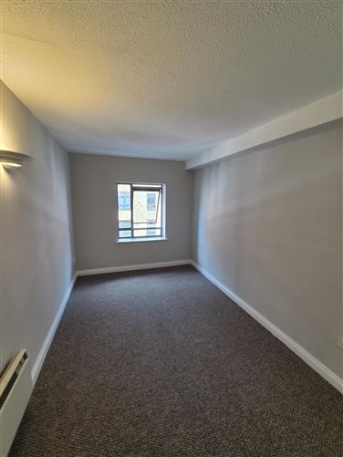 Photo 10 of 12 — APARTMENT 206 RICHMOND COURT MOUNT KENNETT PLACE DOCK ROAD, City Centre (Limerick), Limerick City