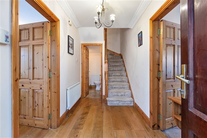 8 Engleberg Court, Mounttown Road Lower, Dun Laoghaire, County Dublin