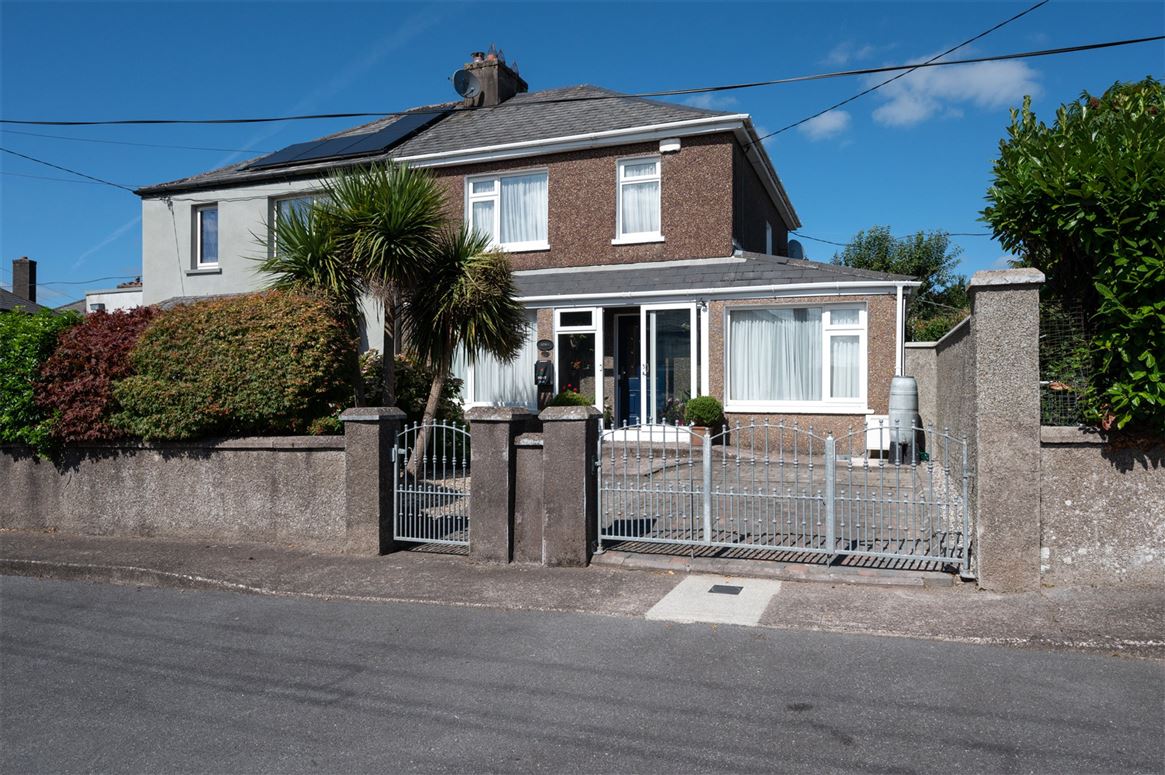 27 Pic Du Jer Park, Ballinlough, Cork