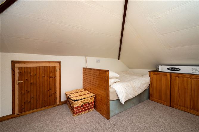 27 Pic Du Jer Park, Ballinlough, Cork