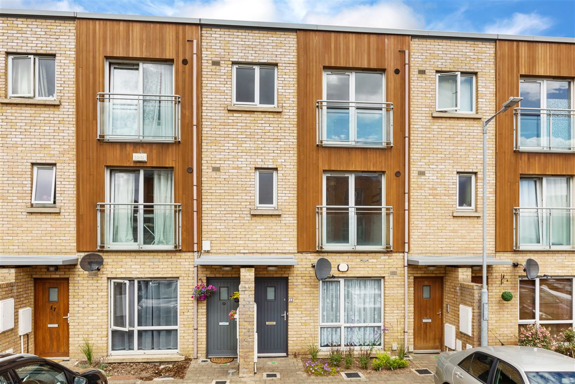 15 Waterside Lawn, Swords Road, Malahide,, Malahide, Dublin Madden